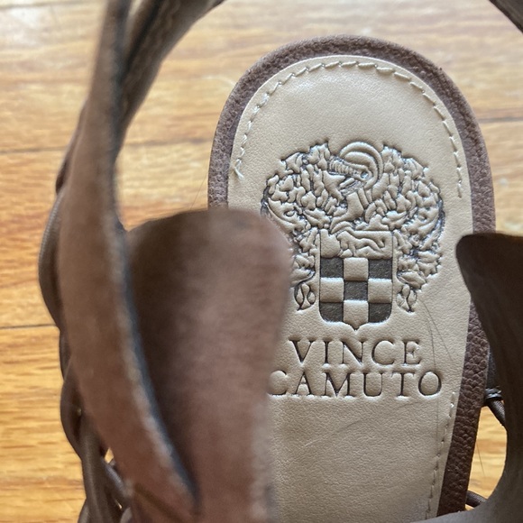Vince Camuto Heels - Picture 4 of 9